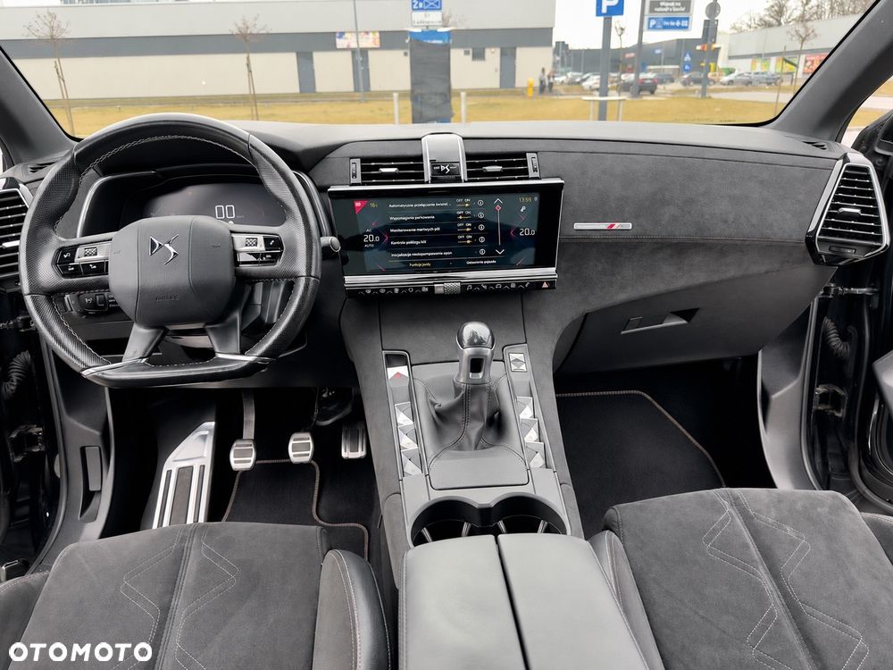 DS Automobiles DS 7 Crossback - 12