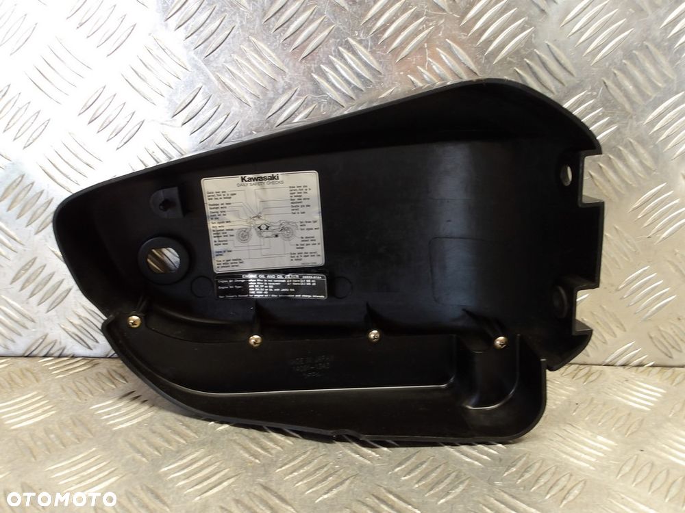 Boczek osłona boczna lewa KAWASAKI VN 1600 MEAN STREAK 04-08r   PN. 36001-1649 - 2