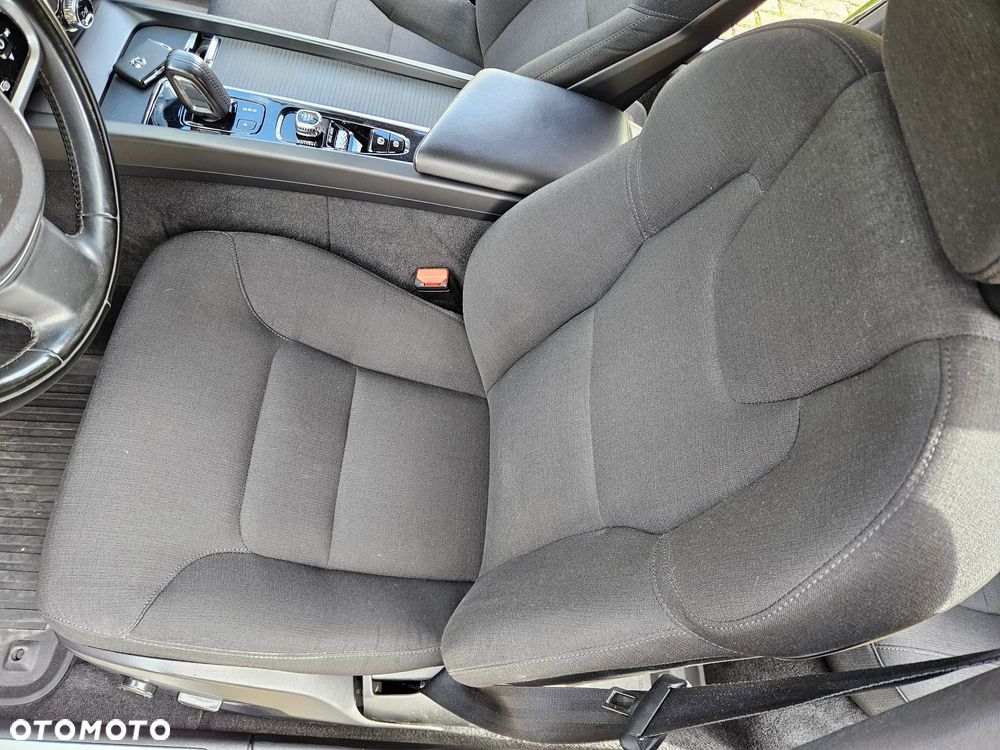 Volvo V60 D4 Momentum Pro - 15