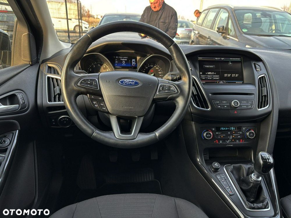 Ford Focus 1.5 EcoBoost STart-Stopp-System TITANIUM - 27