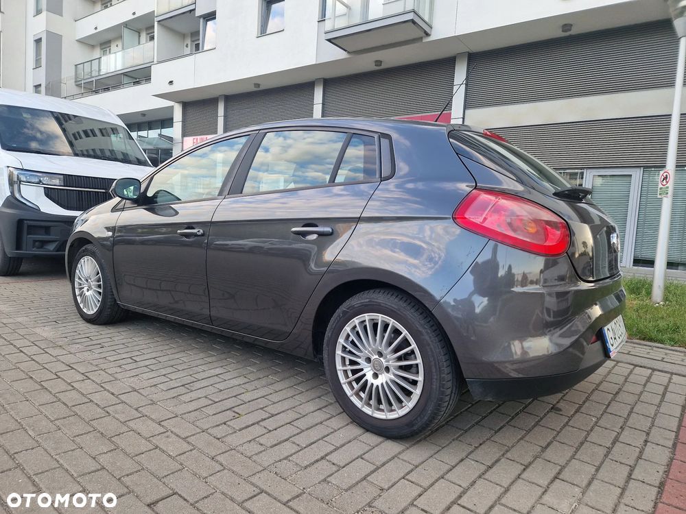 Fiat Bravo 1.9 Multijet Estiva Blue&Me - 1
