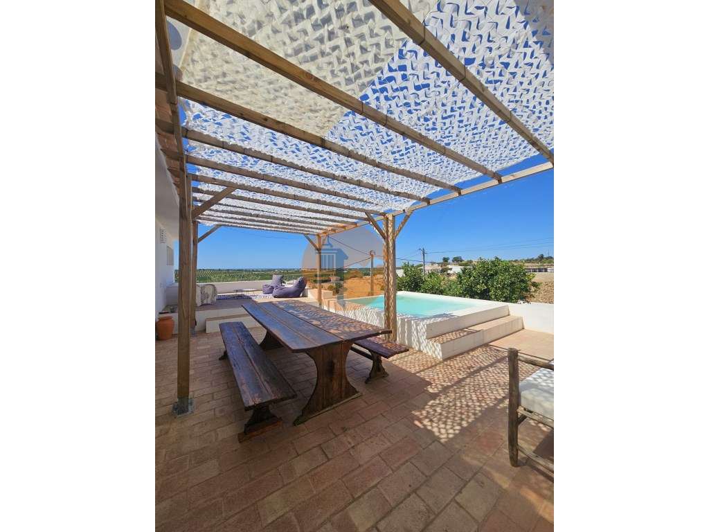 Moradia V3 com piscina para arrendamento anual - Grande imagem: 5/15