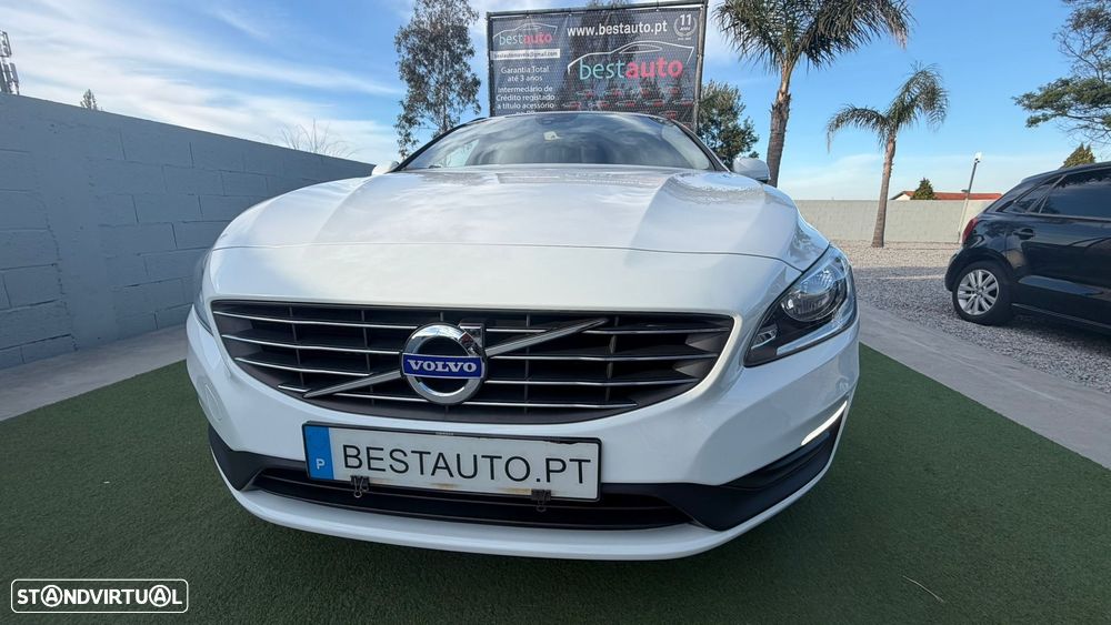 Volvo V60 2.4 D6 Momentum AWD Phev - 15