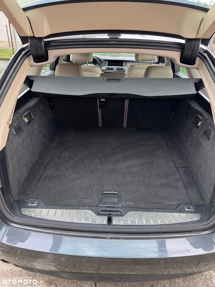 BMW Seria 5 525d xDrive Luxury Line - 14