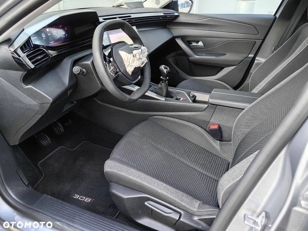 Peugeot 308 PureTech 130 Allure - 22