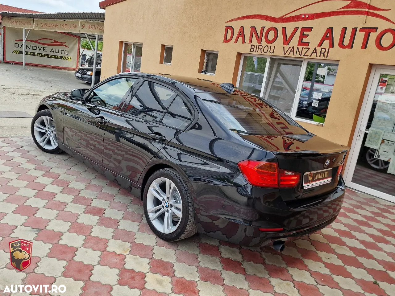 BMW Seria 3 320d Aut. Blue Performance Sport Line - 4
