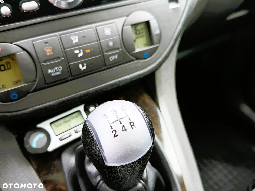 Ford C-MAX - 28