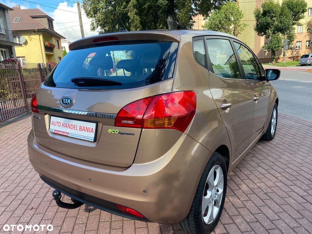 Kia Venga 1.6 CVVT Black Collection - 19
