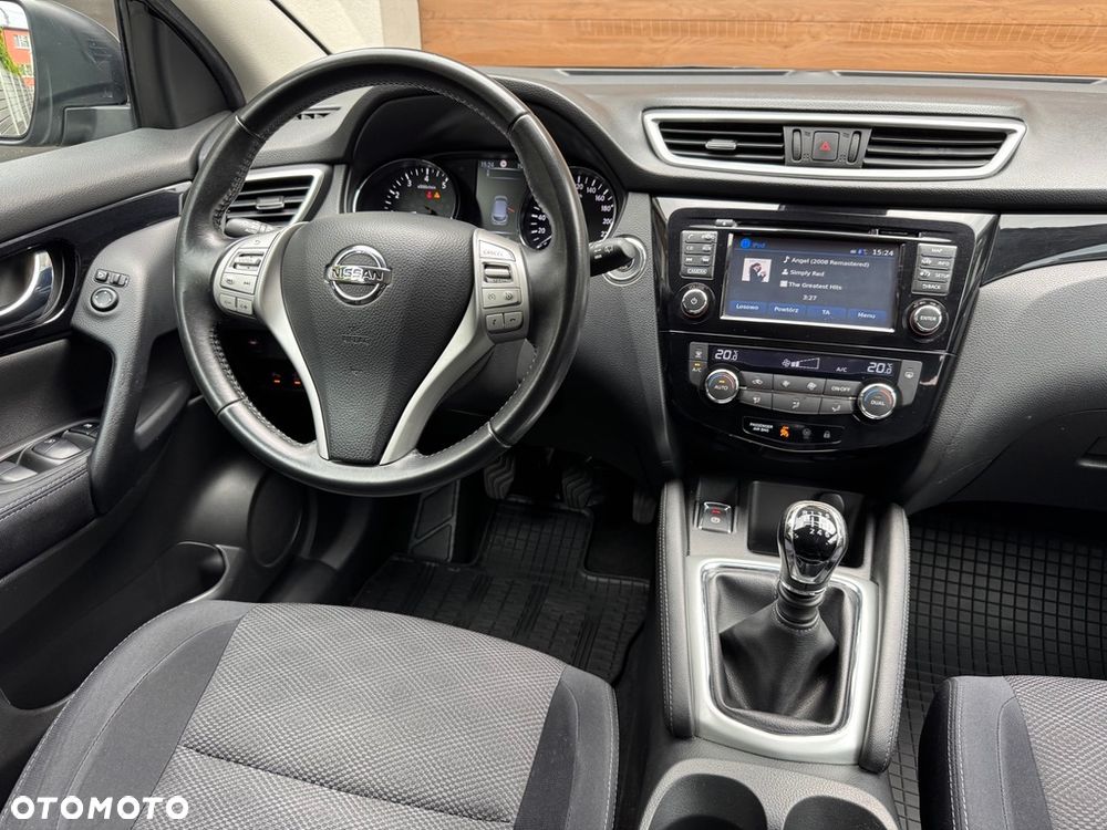 Nissan Qashqai 1.2 DIG-T N-Connecta - 25