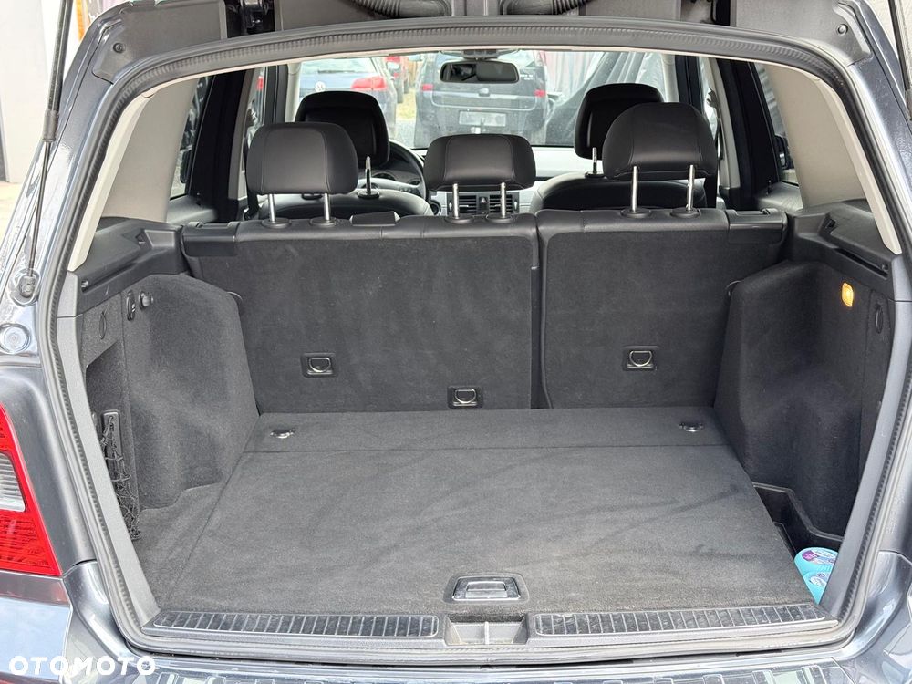 Mercedes-Benz GLK 350 4Matic 7G-TRONIC - 11