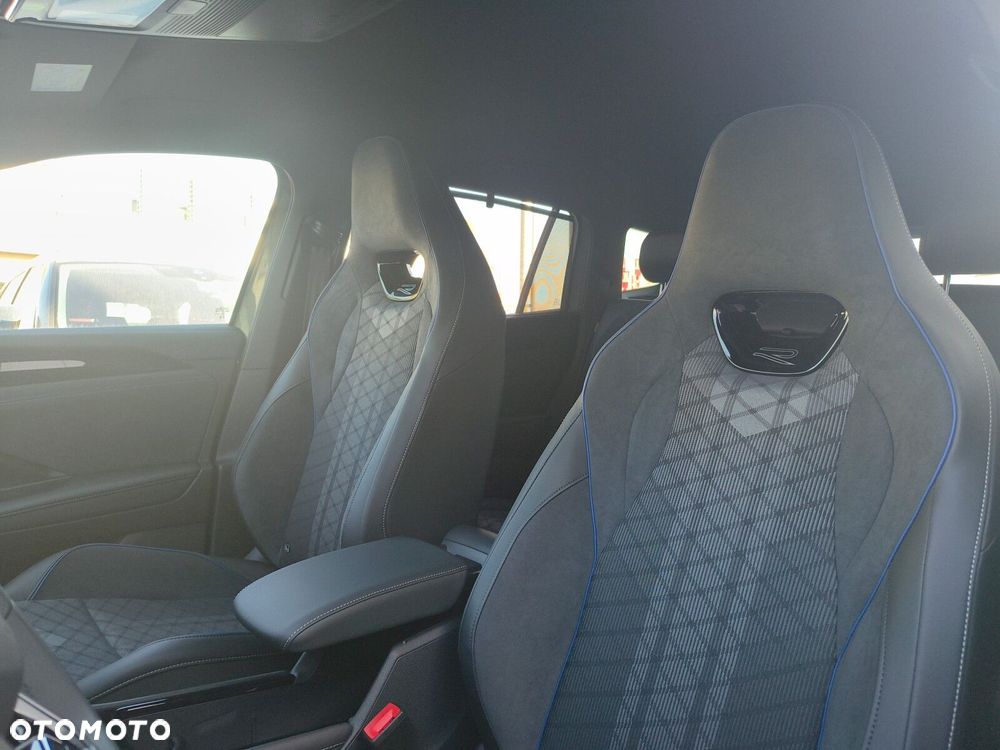 Volkswagen Tayron 2.0 TSI 4Mot R-Line Plus DSG - 23