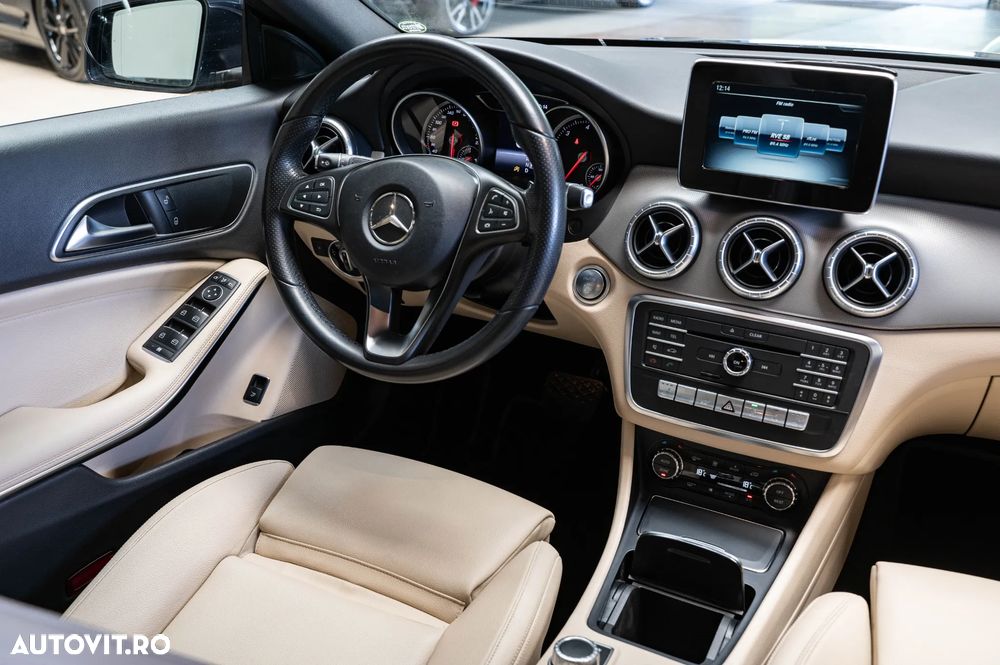 Mercedes-Benz CLA 220 d 4Matic 7G-DCT - 20