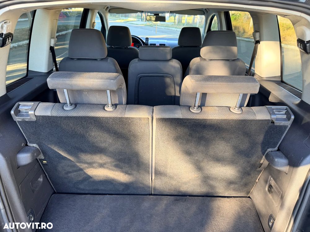 Volkswagen Touran 1.4 TSI United - 8