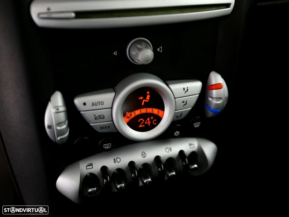 MINI 3 Portas Cooper D - 13