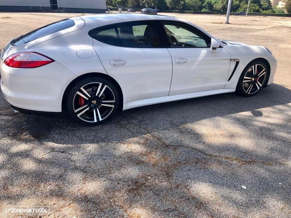 Porsche Panamera Platinum Edition - 7