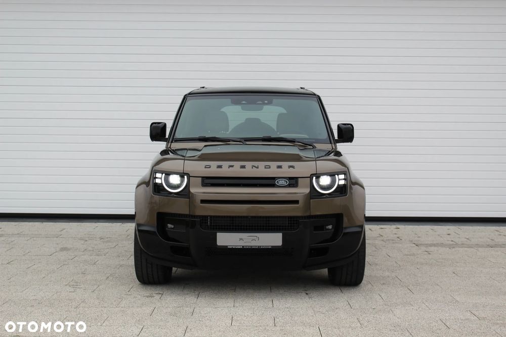 Land Rover Defender - 4