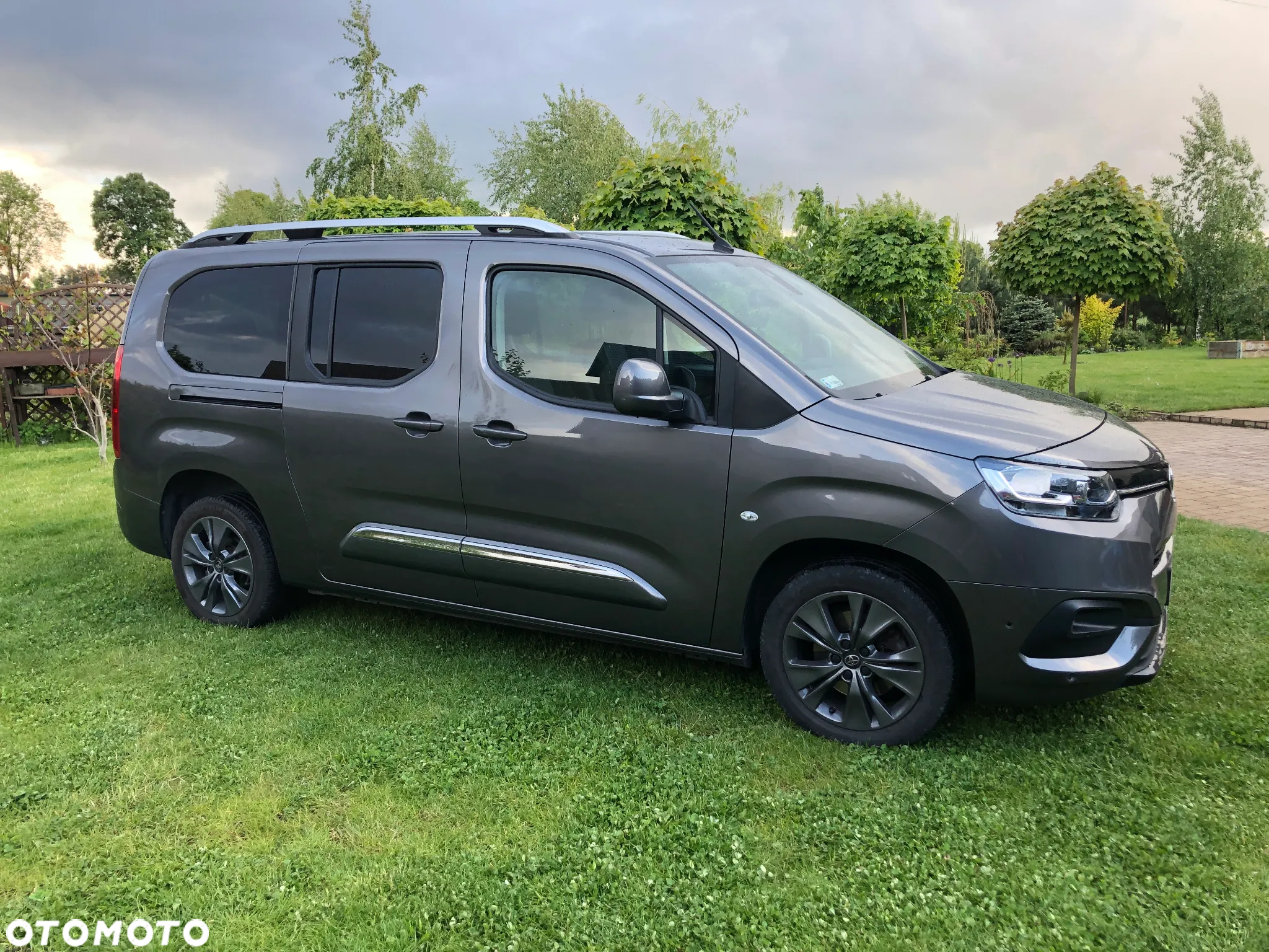 Toyota Proace City Verso Long 1.5 D-4D Family - 2