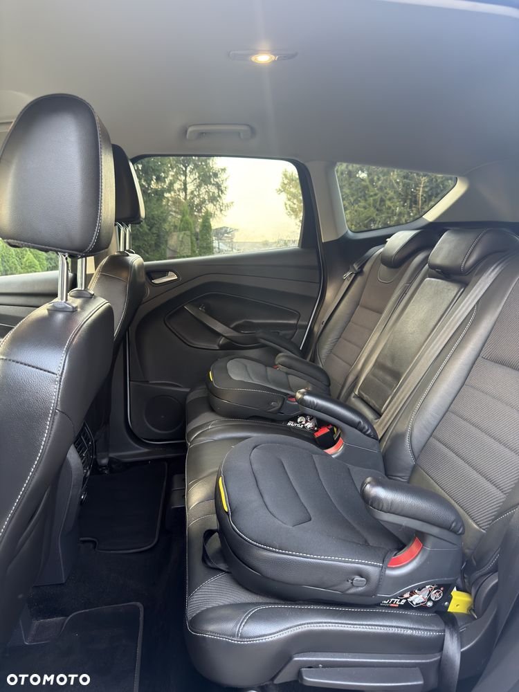 Ford Kuga - 7