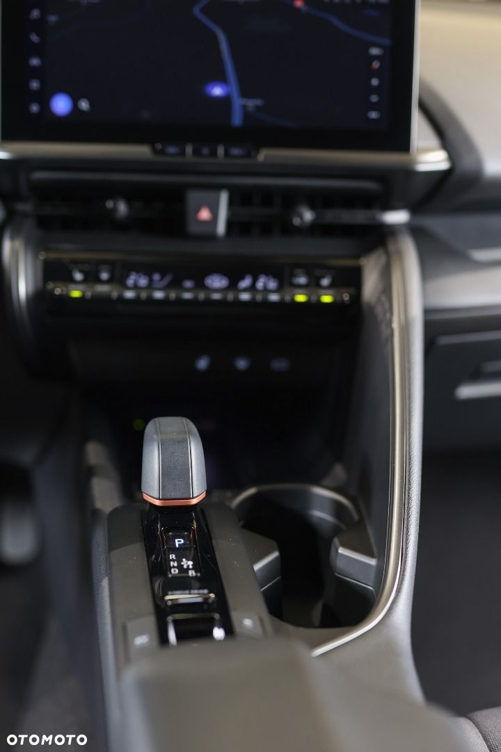 Toyota C-HR - 29