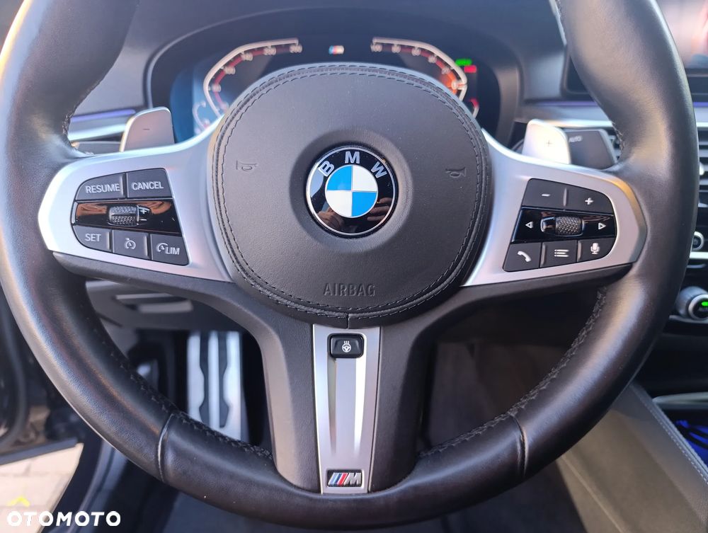 BMW Seria 5 540i xDrive M Sport Edition - 28