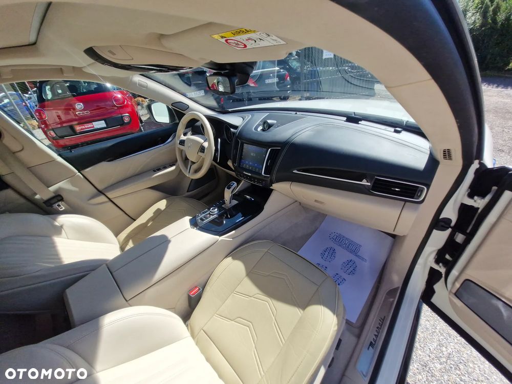 Maserati Levante S Q4 GranSport - 23