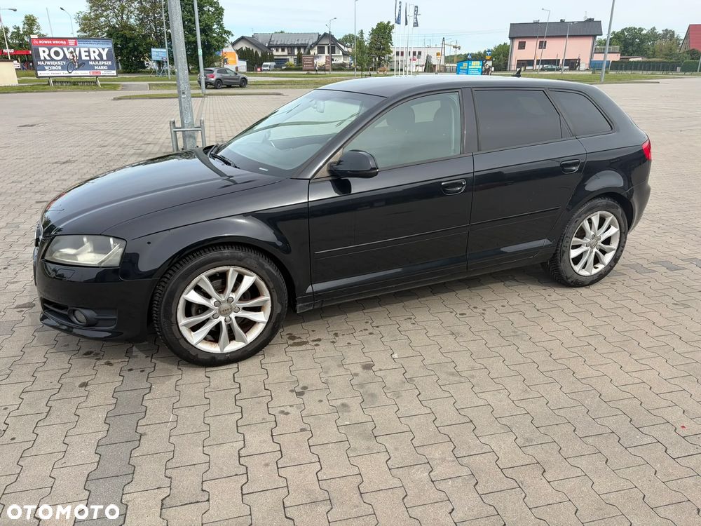 Audi A3 Sportback 2.0 TDI DPF Ambiente - 1