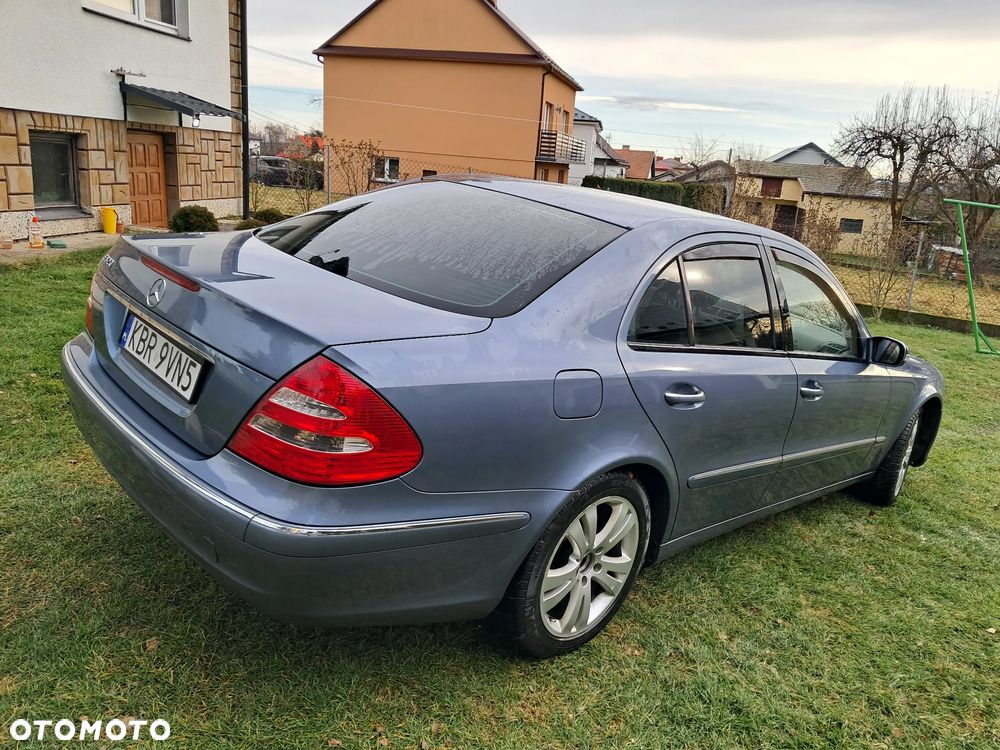 Mercedes-Benz Klasa E 320 Elegance - 3