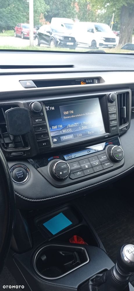 Toyota RAV4 2.0 Premium 4x4 - 2