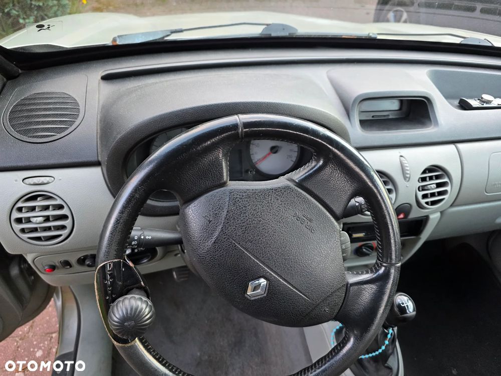 Renault Kangoo 1.6 16V Authentique 4x4 - 28