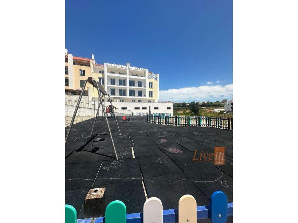 Apartamento T2 Novo com Terraço de 90m2 na Ericeira - Grande imagem: 3/13