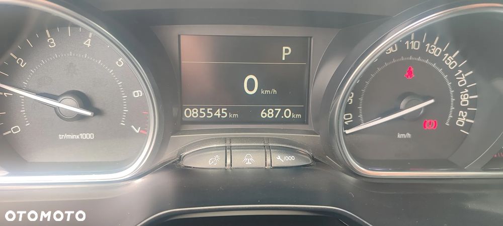 Peugeot 2008 PureTech 110 Stop&Start EAT6 Crossway - 27