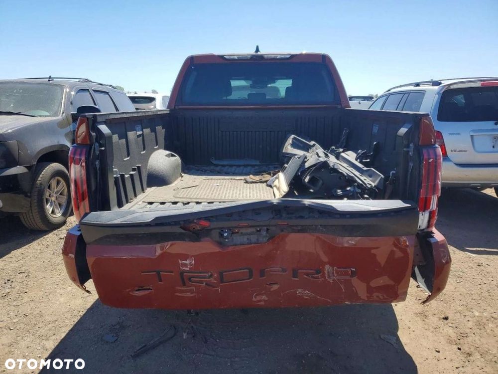 Toyota Tundra - 5