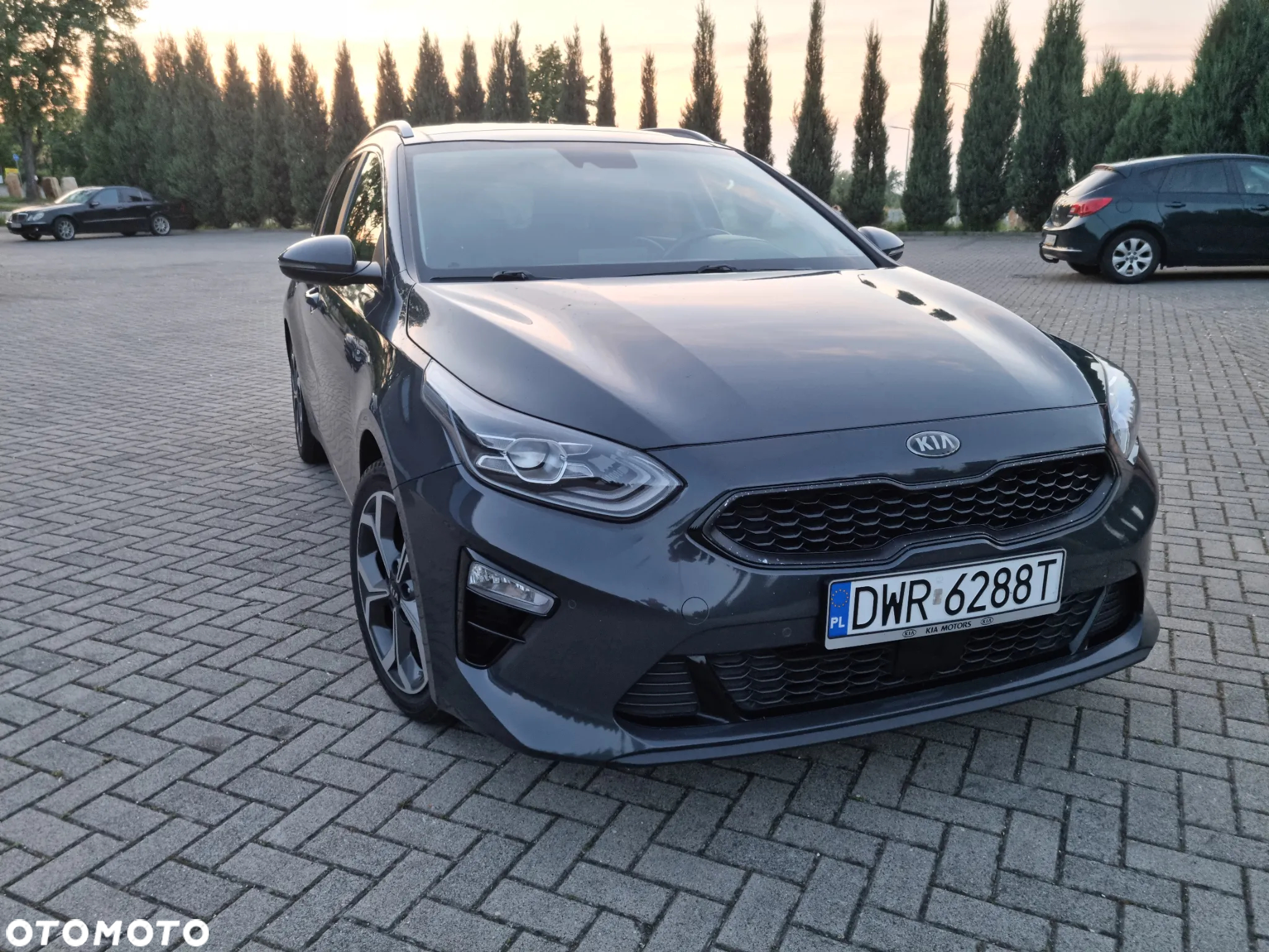 Kia Ceed 1.6 CRDi DCT Platinum Edition - 3