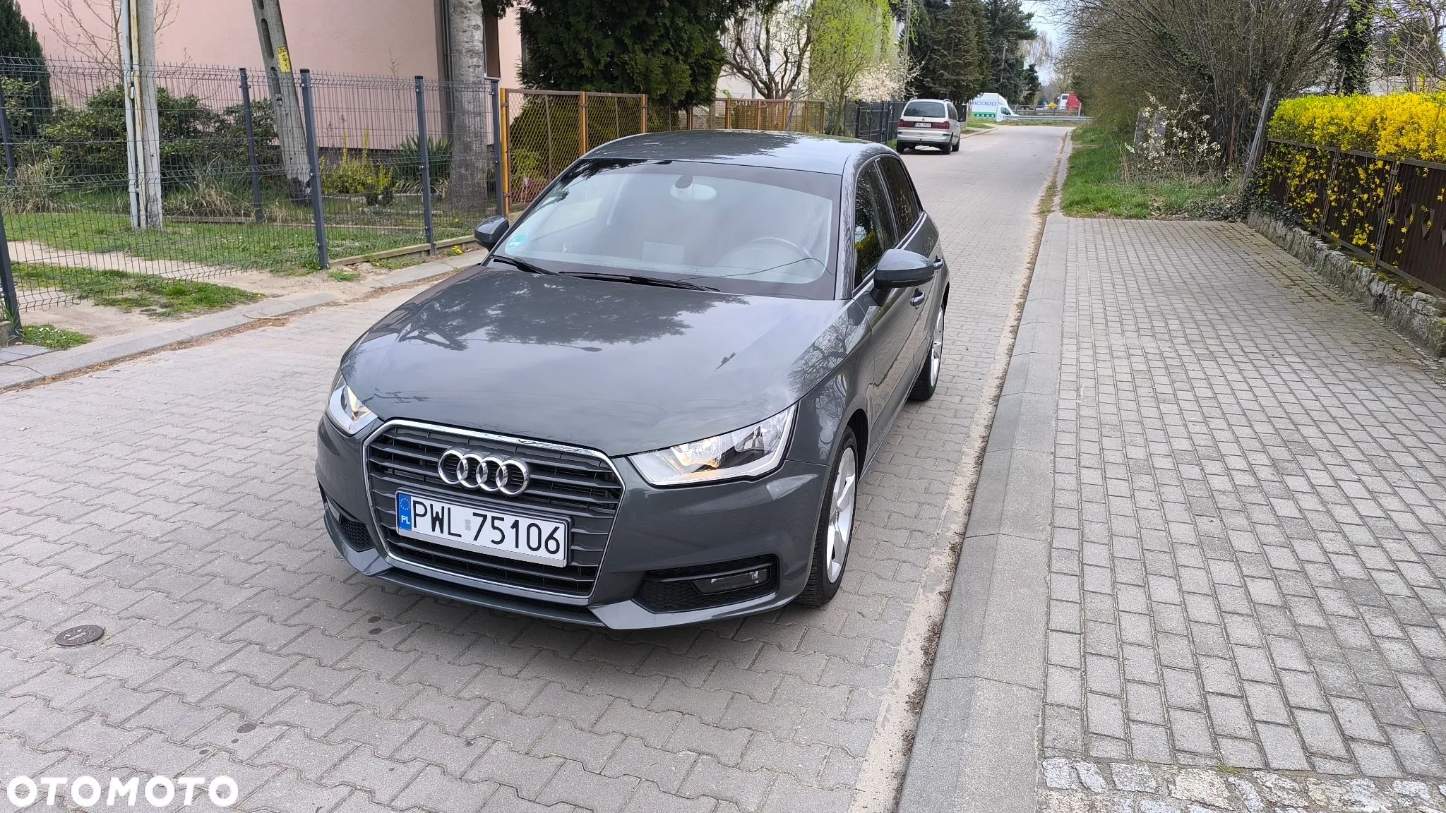 Audi A1 1.0 TFSI ultra Sportback - 1
