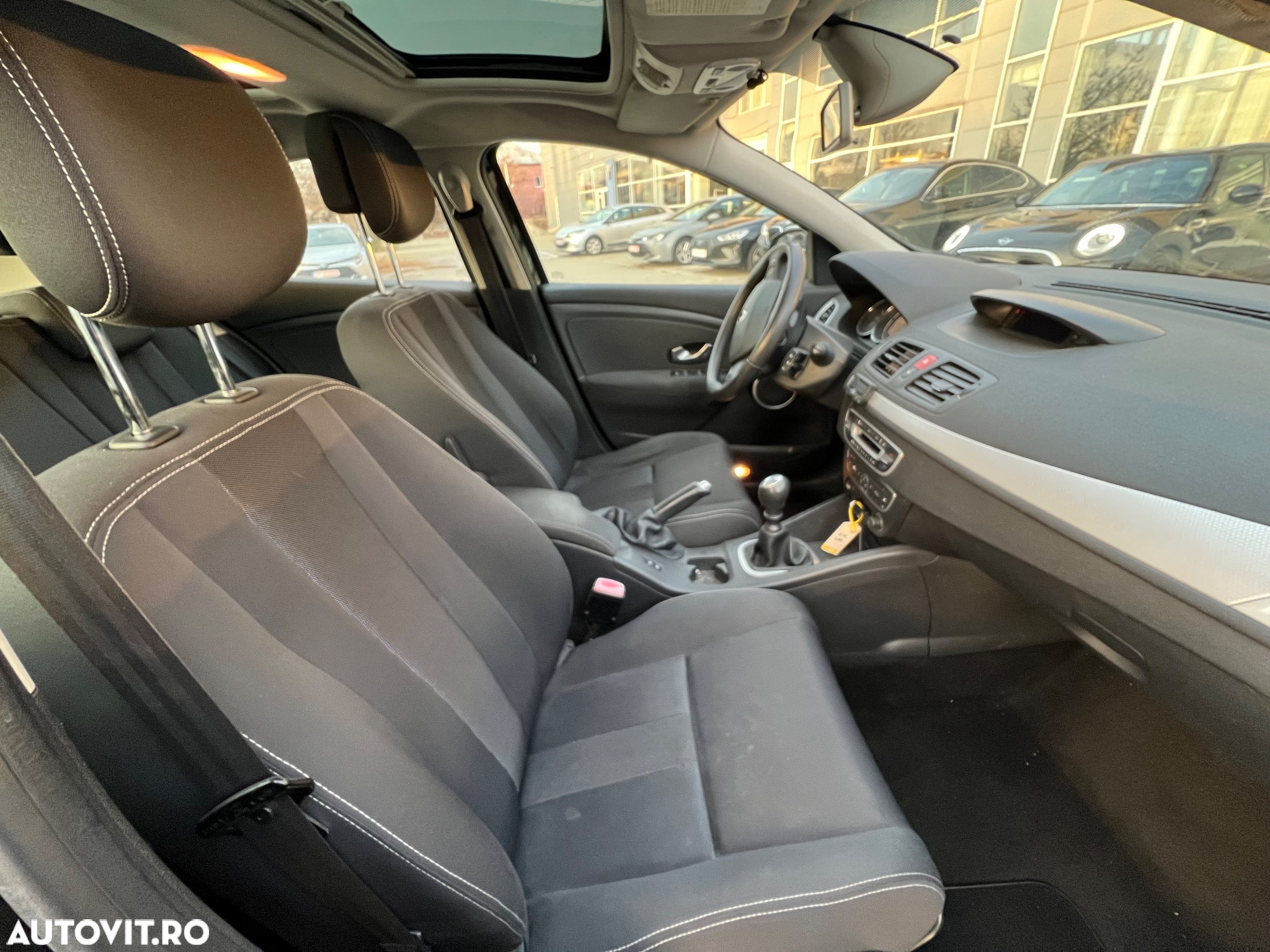 Renault Megane 1.4 TCe Sporty Dynamique - 6