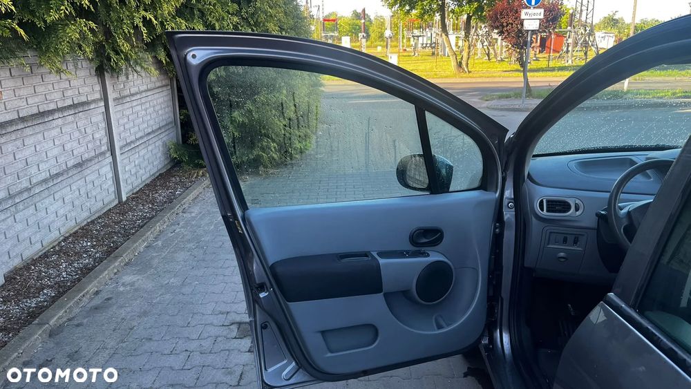 Renault Modus 1.2 16V Night and Day - 22