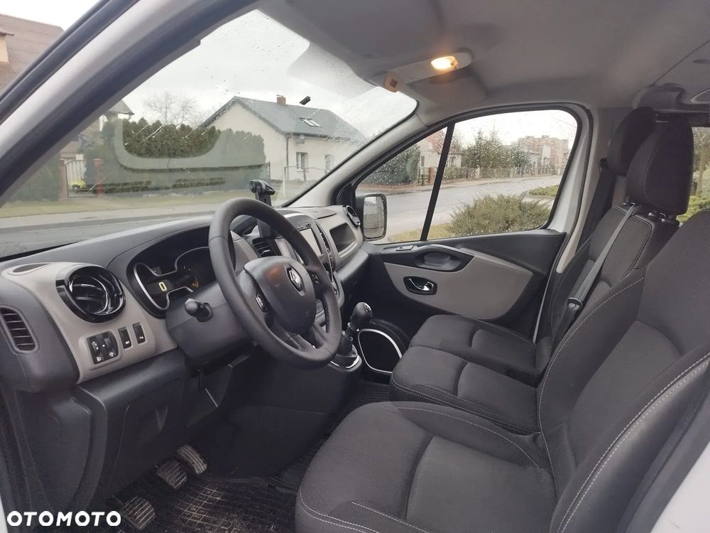Renault Trafic - 8