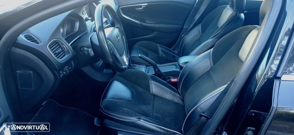 Volvo V40 D3 Geartronic RDesign - 10