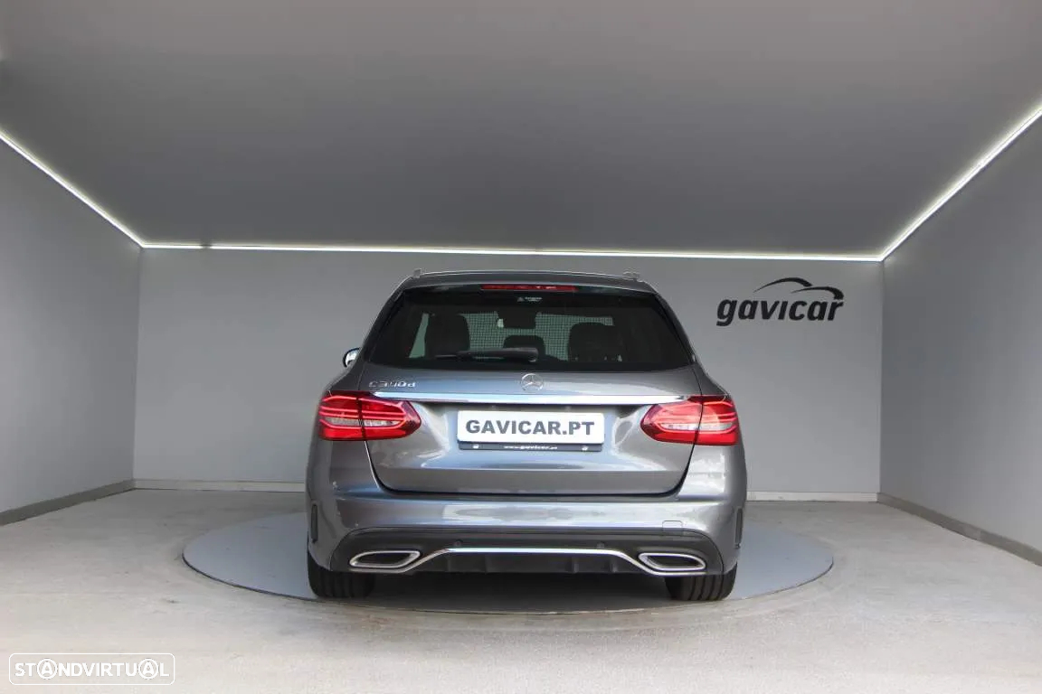 Mercedes-Benz C 300 d AMG Line - 13