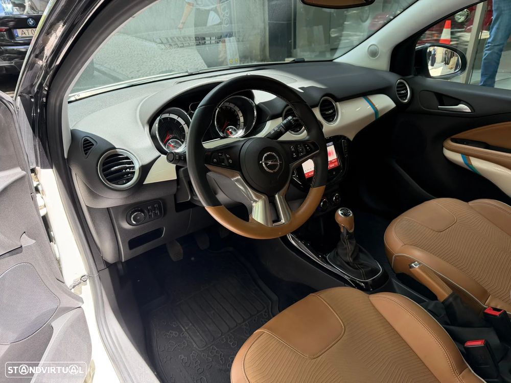 Opel Adam 1.0 T Rocks - 10