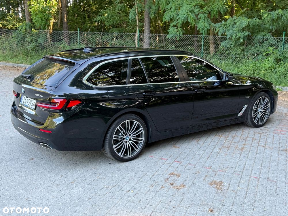 BMW Seria 5 530e Luxury Line sport - 8