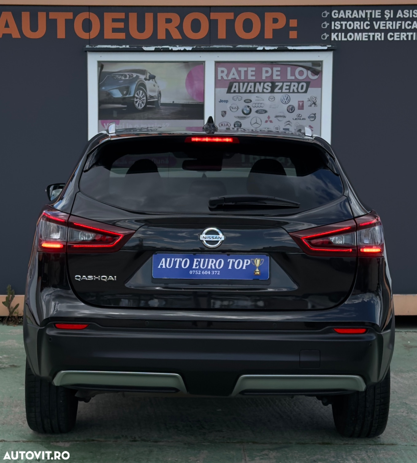 Nissan Qashqai 1.3 DIG-T TEKNA+ - 10
