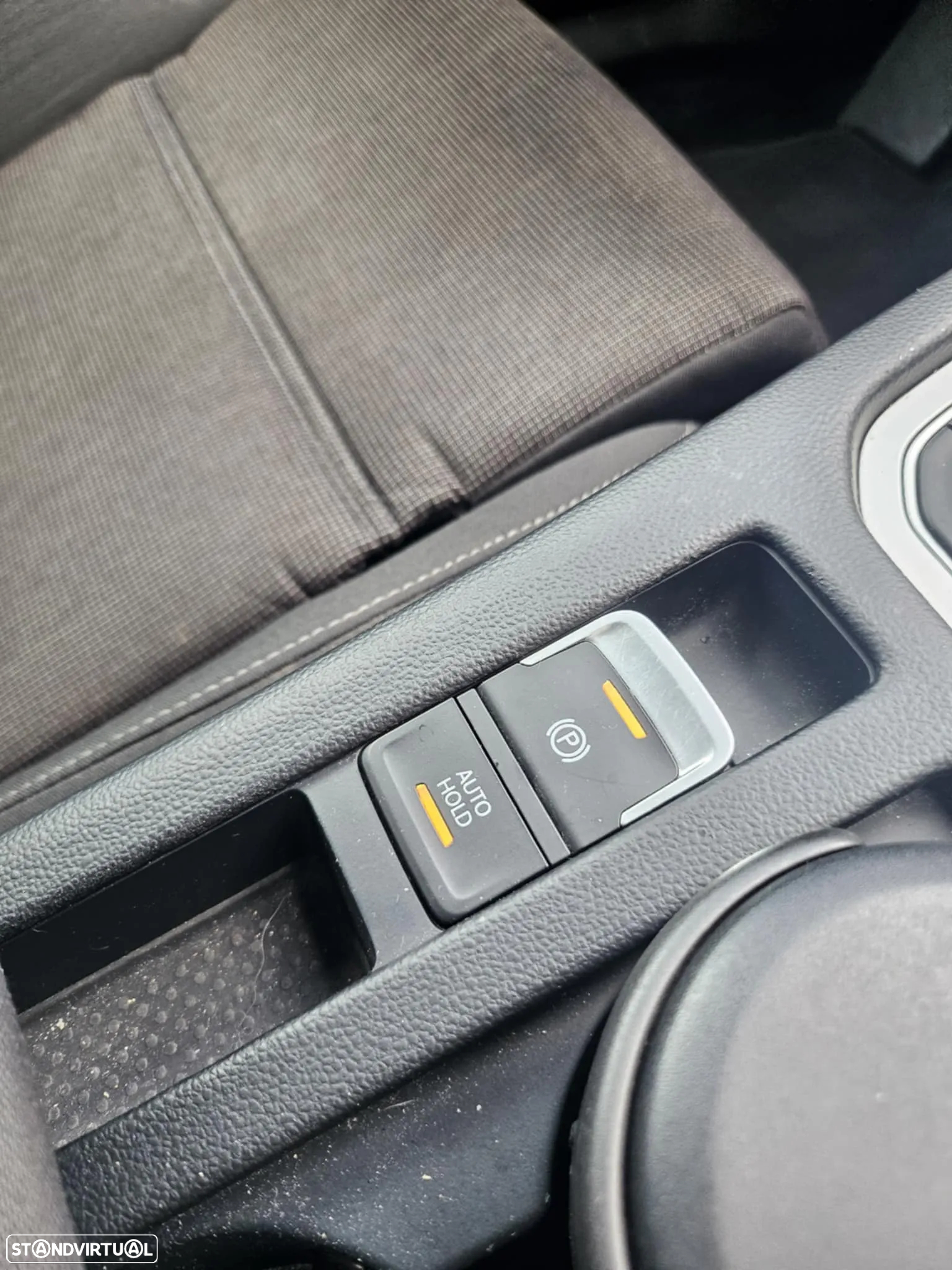 VW Passat Variant 1.6 TDI Confortline DSG - 18