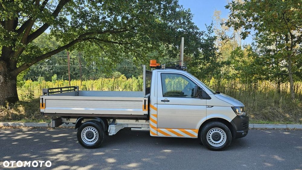 Volkswagen Transporter - 12