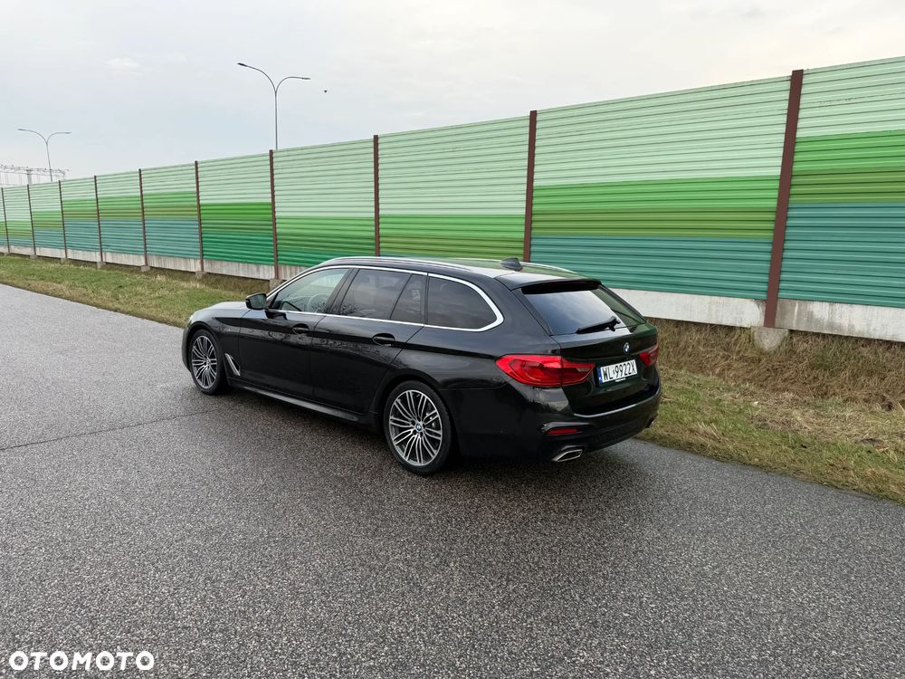 BMW Seria 5 520d xDrive M Sport Edition - 2