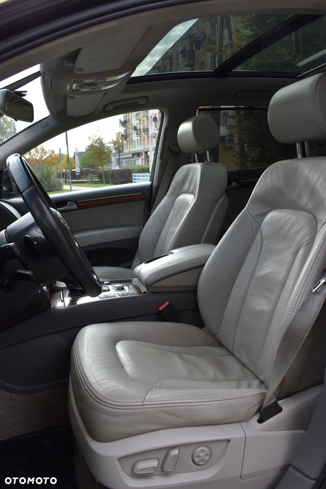 Audi Q7 - 11