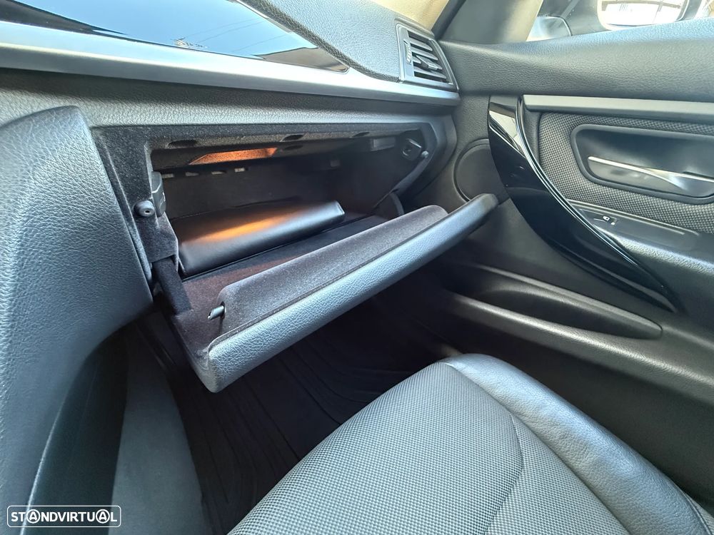 BMW 318 d Advantage Auto - 46