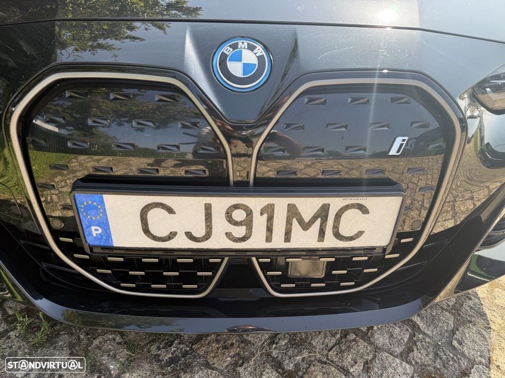 BMW i4 eDrive35 Pack Desportivo M - 12