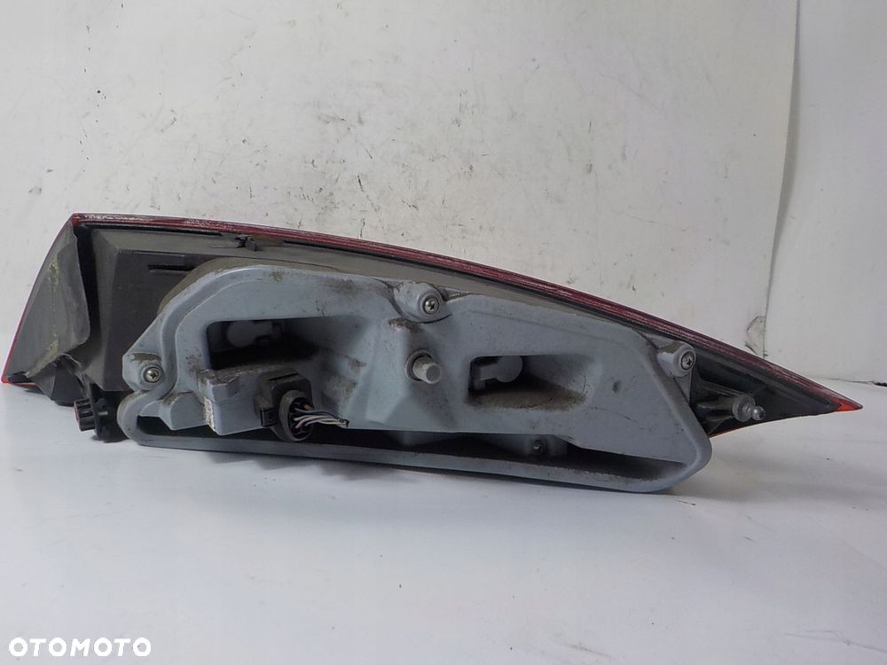 AUDI TT II 8J LAMPA LEWA TYLNA LEWY TYŁ 8J0945095C - 3