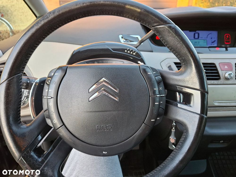 Citroën C4 Picasso 2.0 HDi FAP Exclusive - 15